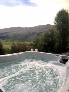 The Pines Guesthouse - new re-list, Arrowtown